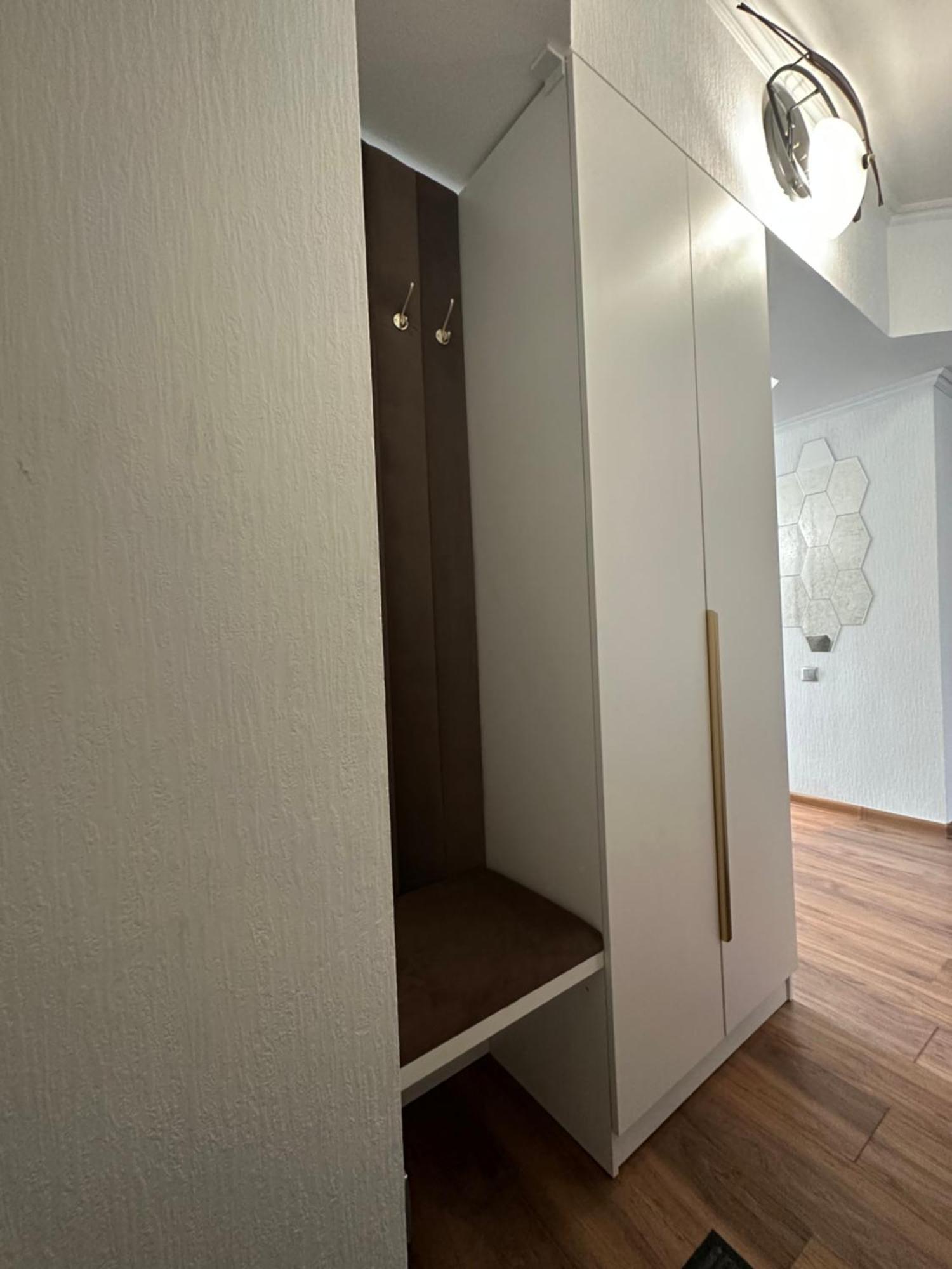 Apartment On Makataeva 73 アルマトイ エクステリア 写真